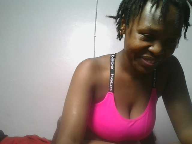 nudevelvet live cam on BongaCams