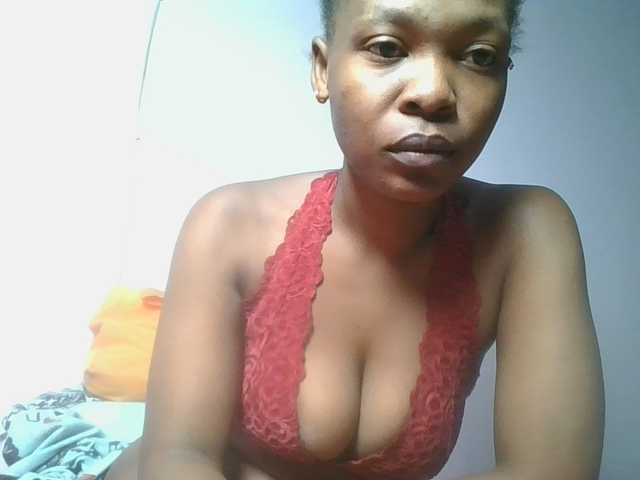 nudevelvet live cam on BongaCams