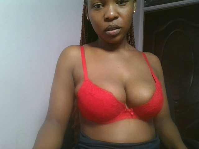 nudevelvet live webcam show