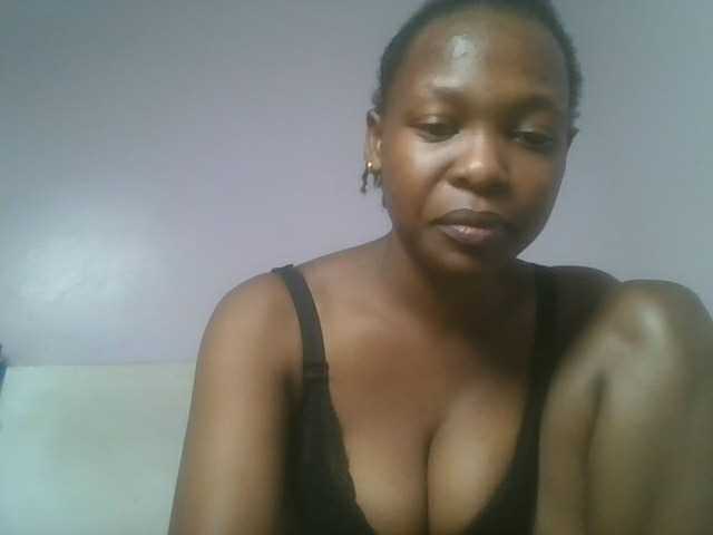 nudevelvet live cam on BongaCams