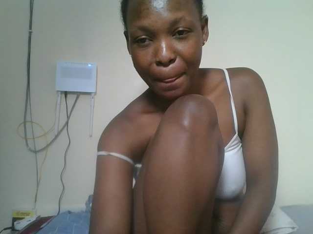 nudevelvet live cam on BongaCams