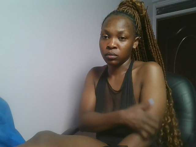 nudevelvet live cam on BongaCams