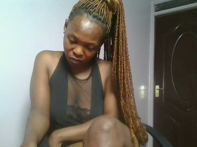 nudevelvet cam belle