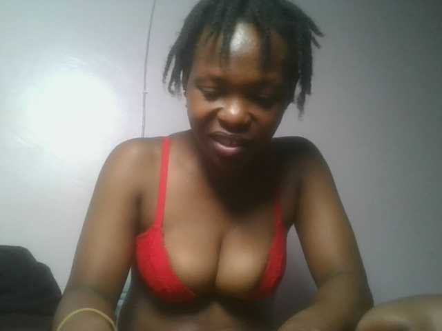 nudevelvet live cam on BongaCams