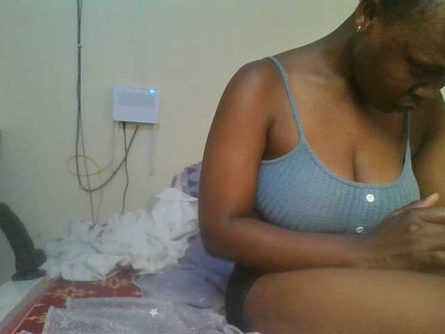 nudevelvet live cam on BongaCams