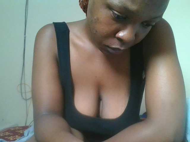 nudevelvet live cam on BongaCams