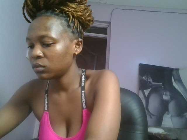 nudevelvet live webcam show