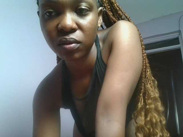 nudevelvet live cam on BongaCams