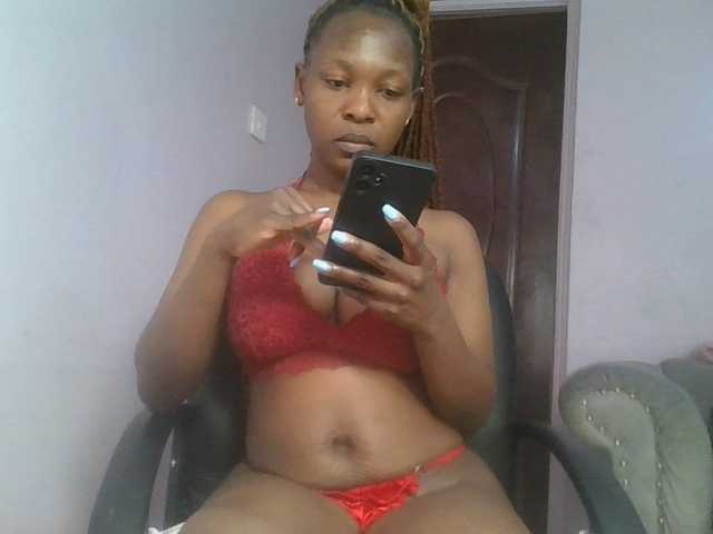 nudevelvet live cam on BongaCams