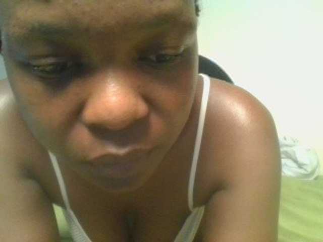 nudevelvet live cam on BongaCams