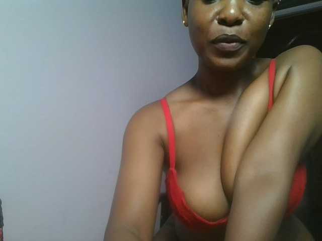 nudevelvet live cam on BongaCams