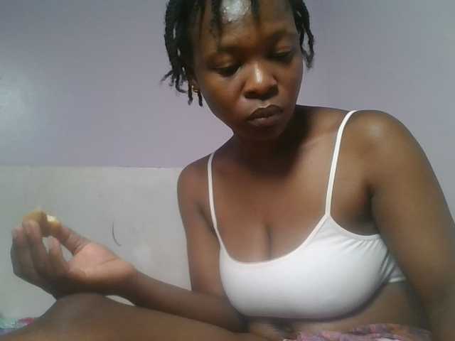 nudevelvet live cam on BongaCams