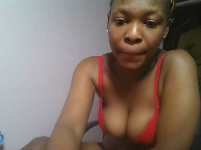 nudevelvet live cam on BongaCams