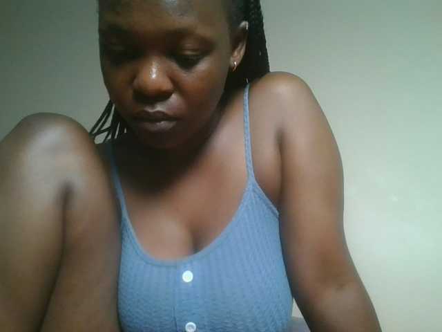 nudevelvet live cam on BongaCams