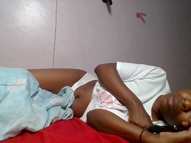 nudevelvet live cam on BongaCams
