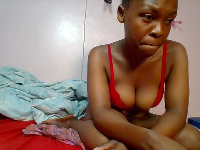 nudevelvet live cam on BongaCams