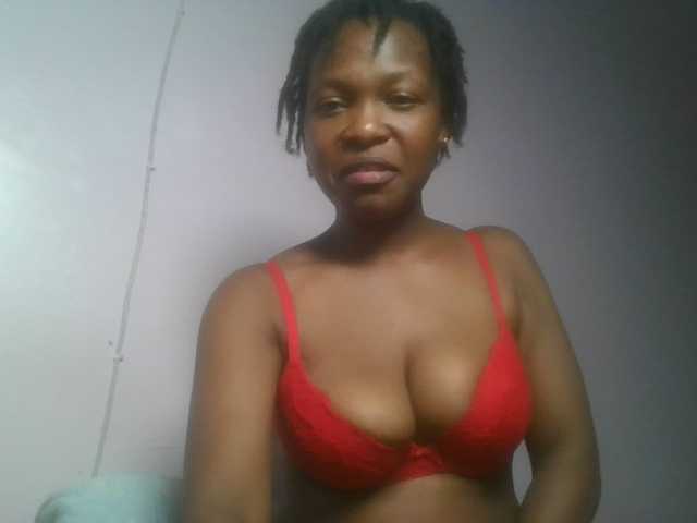 nudevelvet live cam on BongaCams