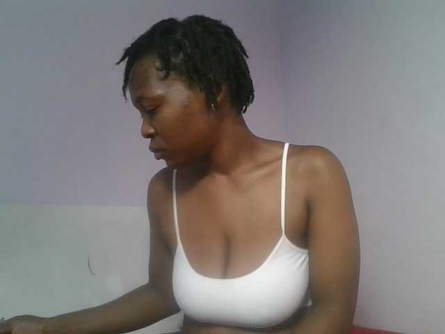 nudevelvet live cam on BongaCams
