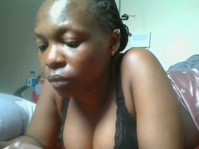nudevelvet live cam on BongaCams
