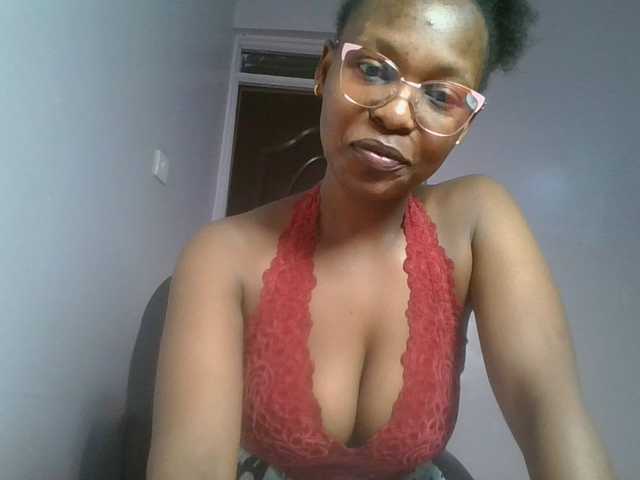 nudevelvet live cam on BongaCams