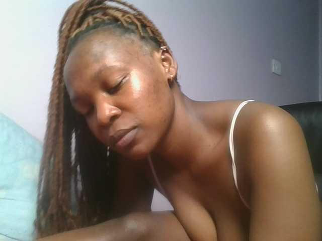 nudevelvet live cam on BongaCams
