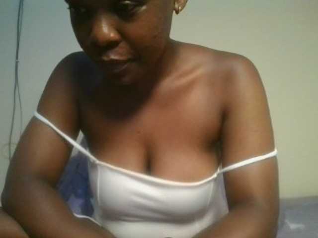 nudevelvet live cam on BongaCams