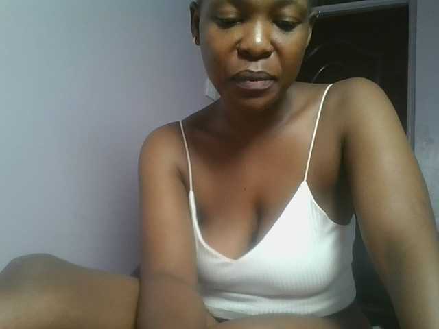 nudevelvet live cam on BongaCams
