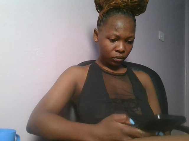 nudevelvet live webcam show