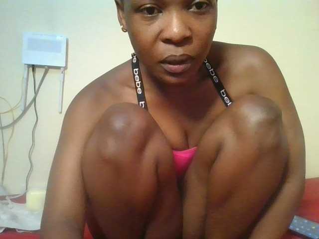 nudevelvet live cam on BongaCams
