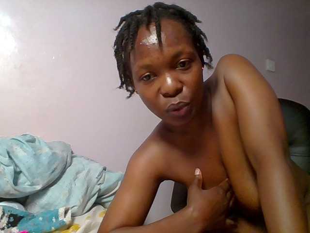 nudevelvet live cam on BongaCams