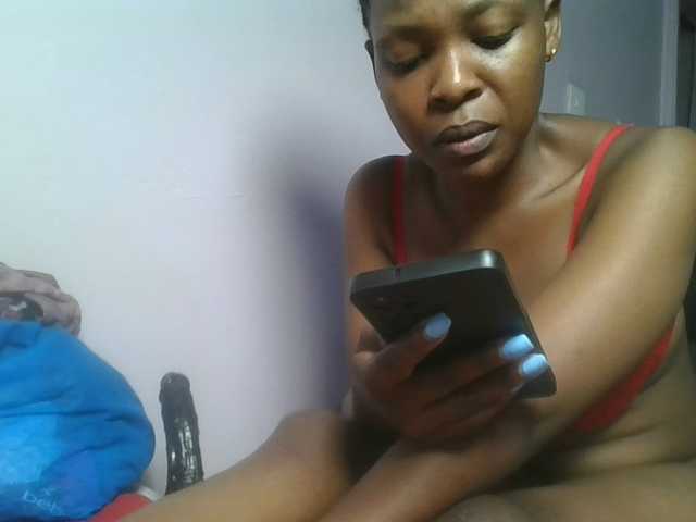 nudevelvet live cam on BongaCams