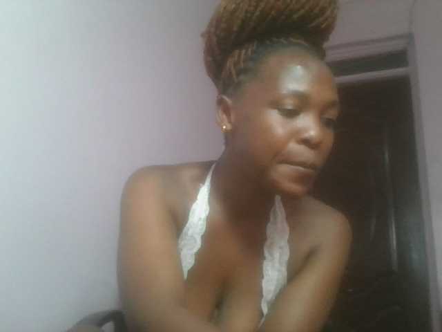 nudevelvet live cam on BongaCams