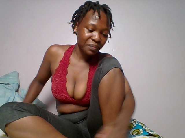 nudevelvet live cam on BongaCams