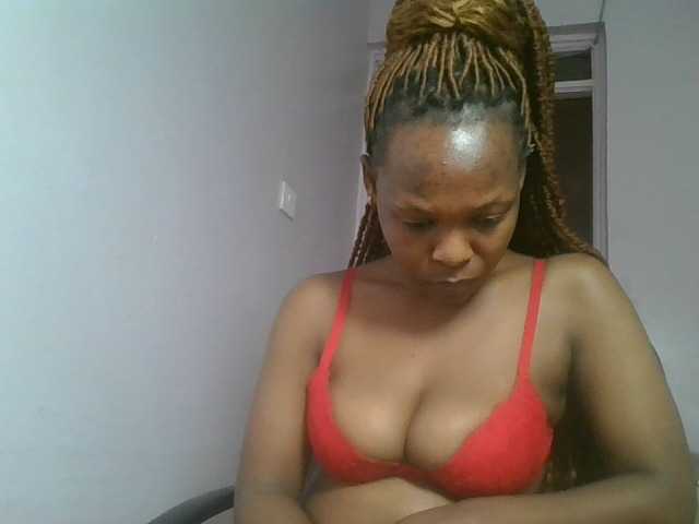 nudevelvet live cam on BongaCams