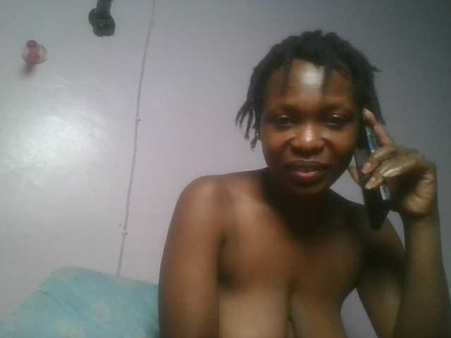 nudevelvet live cam on BongaCams
