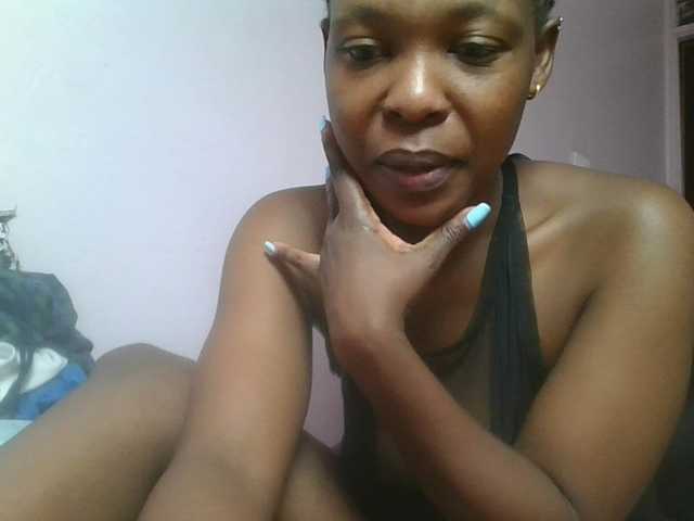 nudevelvet live cam on BongaCams