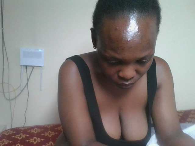 nudevelvet live cam on BongaCams