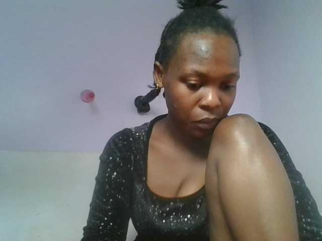 nudevelvet live cam on BongaCams