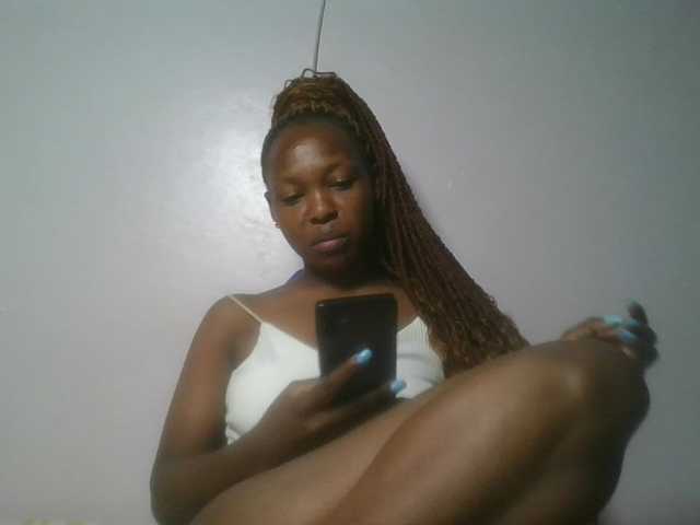 nudevelvet live cam on BongaCams