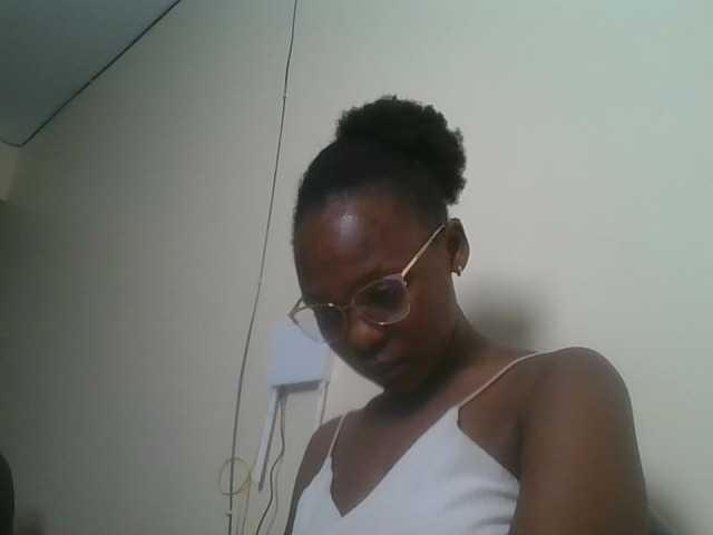 nudevelvet live cam on BongaCams