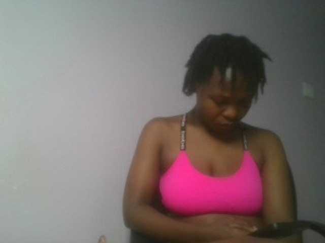 nudevelvet live cam on BongaCams