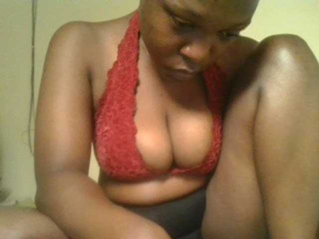 nudevelvet live cam on BongaCams