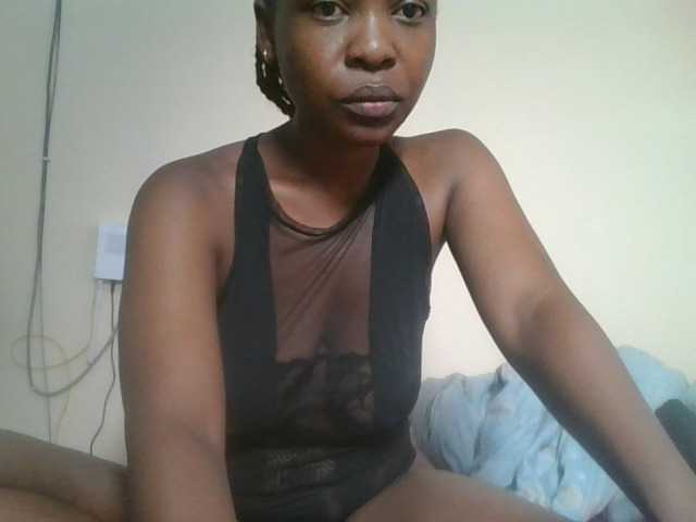 nudevelvet live cam on BongaCams