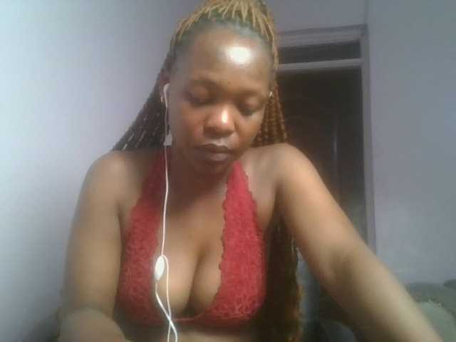 nudevelvet cam belle