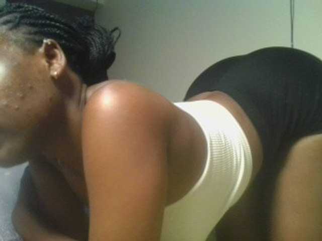 nudevelvet live cam on BongaCams