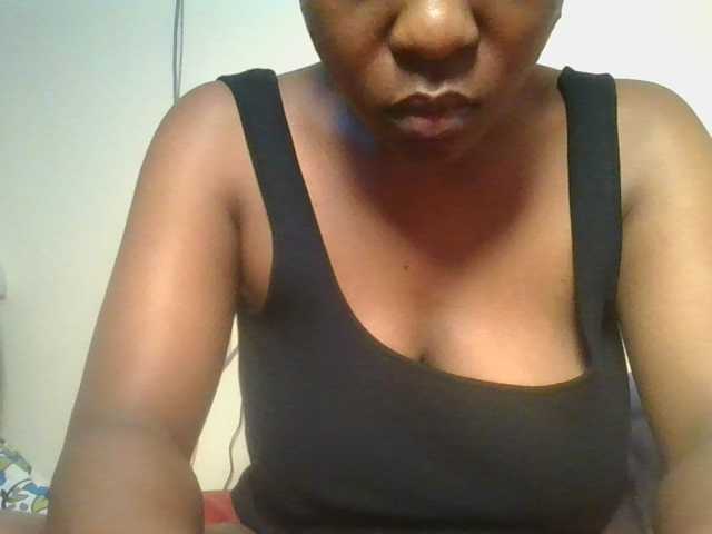 nudevelvet live cam on BongaCams