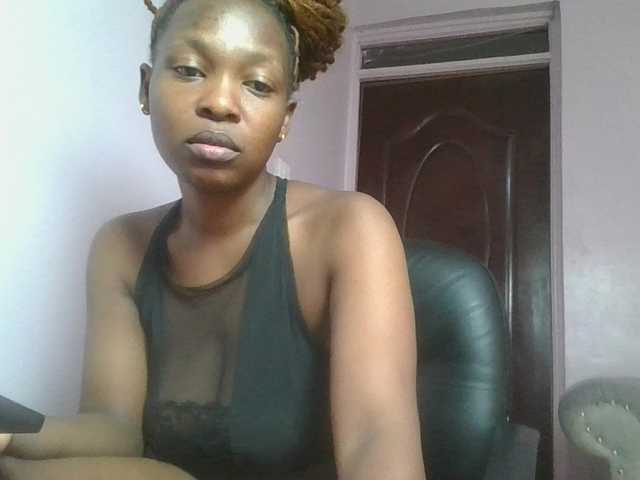 nudevelvet live cam on BongaCams