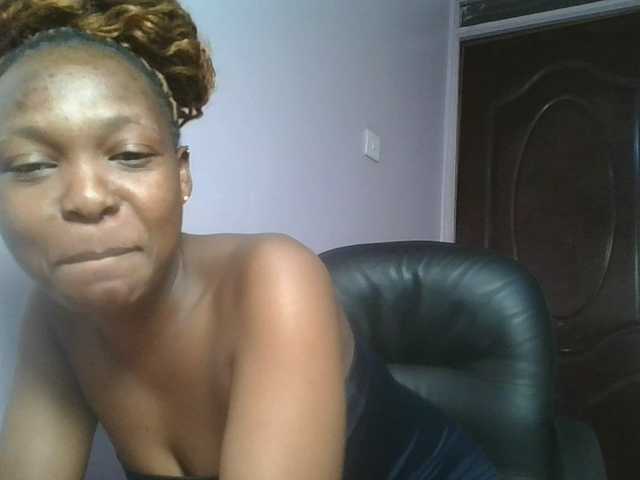 nudevelvet live webcam show
