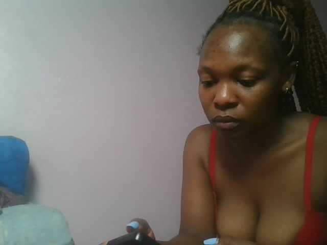 nudevelvet live webcam show