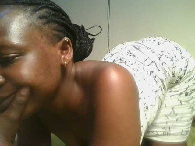 nudevelvet live cam on BongaCams